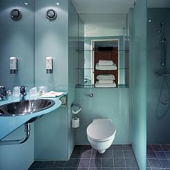 Holiday Inn London West, an IHG Hotel