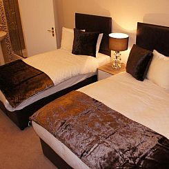 Sapphire Hotel London
