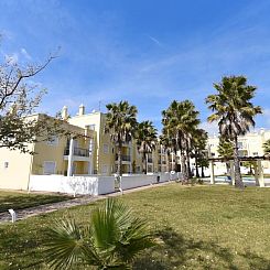 Praia da Lota Resort – Beachfront Apartments