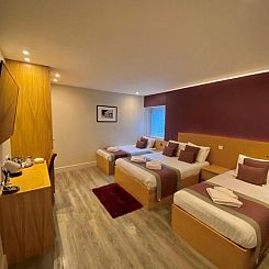Holtwhites Hotel