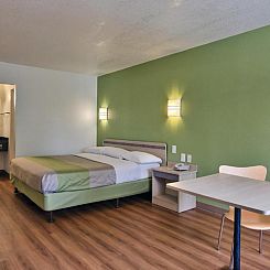 Motel 6-Tallahassee, FL - Downtown