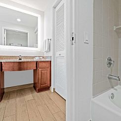 Homewood Suites by Hilton Fort Lauderdale Airport-Cruise Por