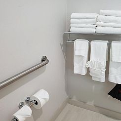 Holiday Inn Express Fremont - Milpitas Central, an IHG Hotel