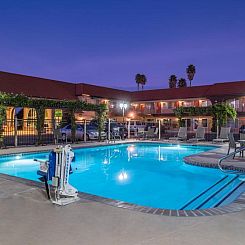 Laurel Inn & Conference Center