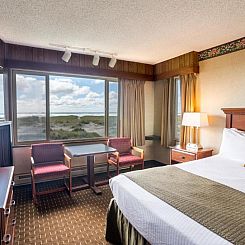 Ebb Tide Oceanfront Inn