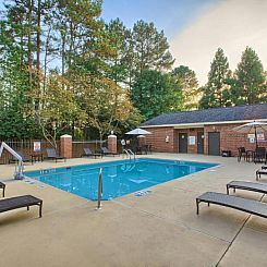 Holiday Inn Express Hotel & Suites Raleigh North - Wake Fore