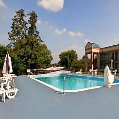 Quality Inn & Suites York