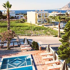 Zeus Hotel
