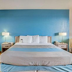 Motel 6-Coos Bay, OR