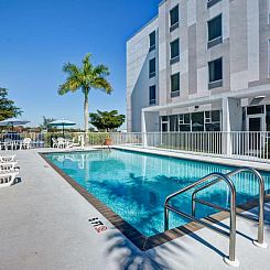 Hampton Inn & Suites Sarasota / Bradenton - Airport