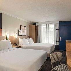 Best Western Plus Siesta Key Gateway
