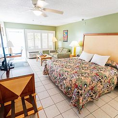 Pirate's Cove Resort and Marina - Stuart