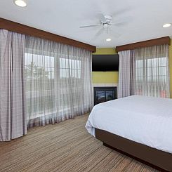 Holiday Inn Express Hotel & Suites Petoskey, an IHG Hotel