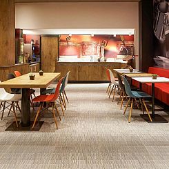 ibis Paris Canal Saint Martin