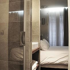 Hôtel Lumières Montmartre Paris