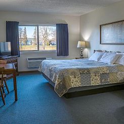 Lighthouse Inn - Two Rivers