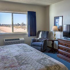 Lighthouse Inn - Two Rivers