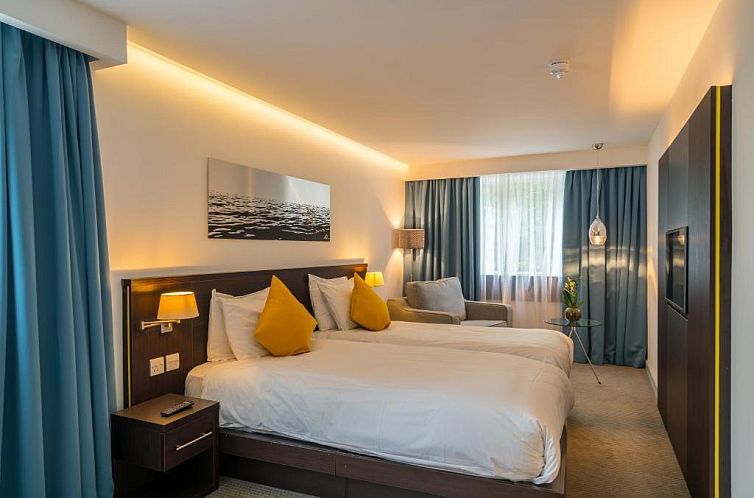 Pelican London Hotel and Residence