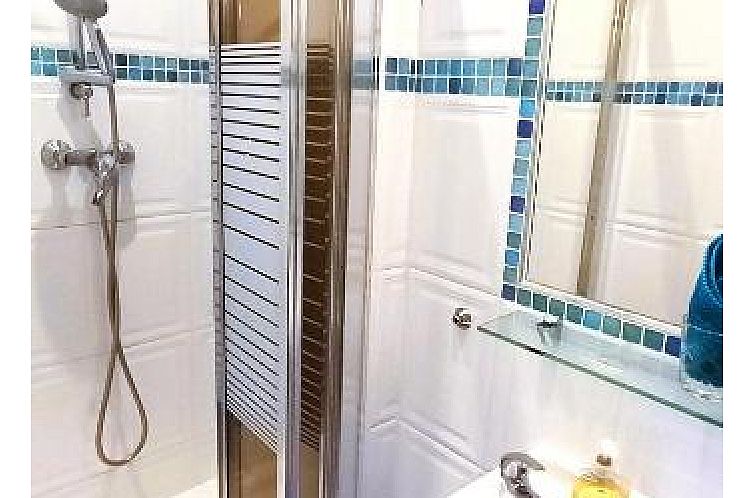 Dawson Place, Juliette's Bed and Breakfast