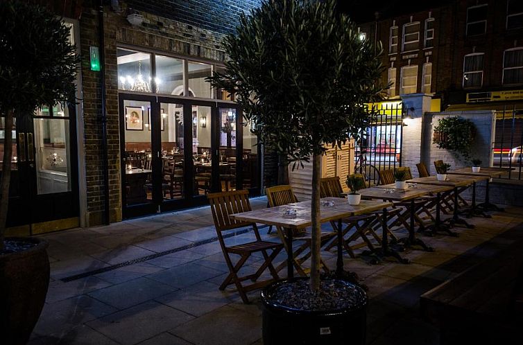 Tulse Hill Hotel