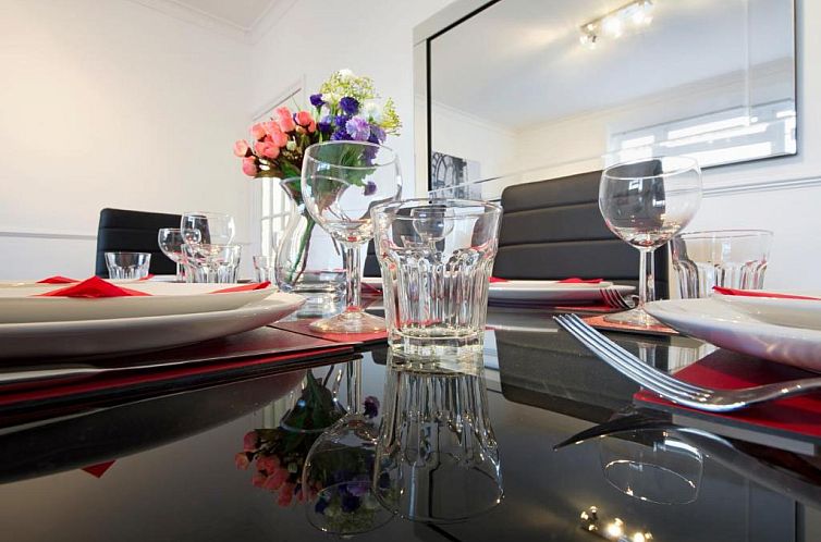 Central London 2 Bedroom Apartment