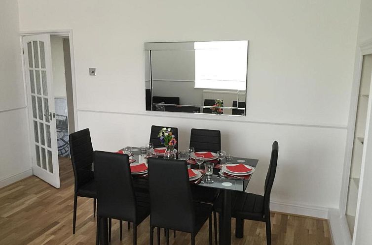 Central London 2 Bedroom Apartment