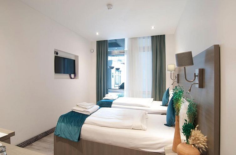 The Lion & Key Hotel