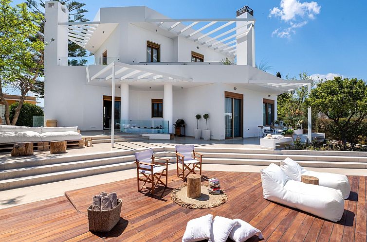 Vakantiehuis Schöne weiße Ferienvilla Liebe