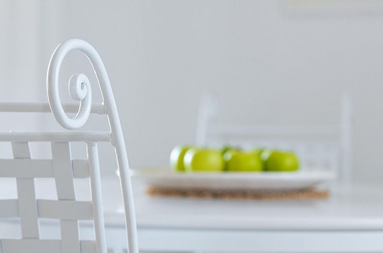 Vakantiehuis Schöne weiße Ferienvilla Liebe