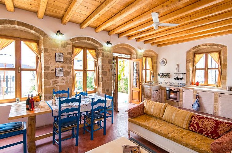 Vakantiehuis mit Barbecue in Ialyssos