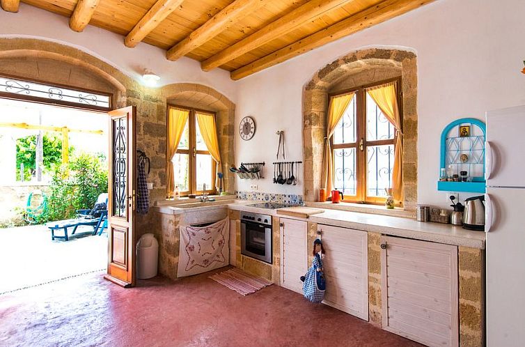 Vakantiehuis mit Barbecue in Ialyssos