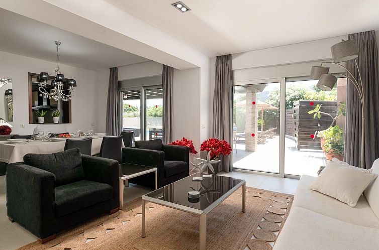 Vakantiehuis Schöne Ferienvilla Marane