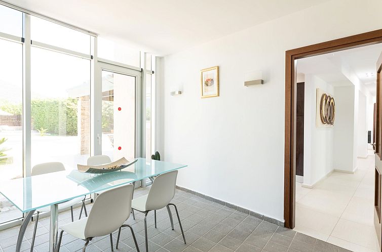 Vakantiehuis Schöne Ferienvilla Marane