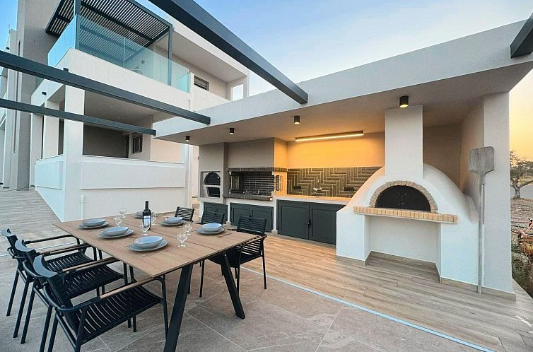 Vakantiehuis Grand Aqua Luxus-Villa von Mintzi