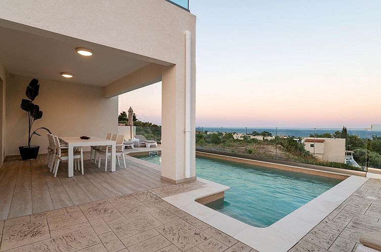 Vakantiehuis Schöne Villa Oriens in Gennadio