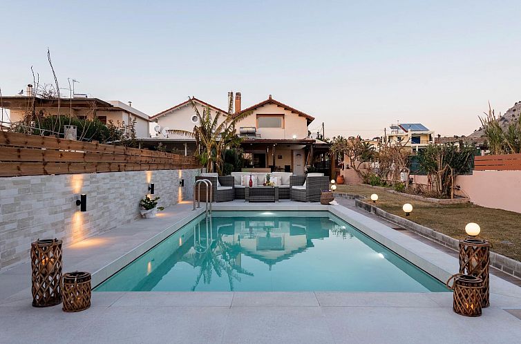 Vakantiehuis Villa Fay mit privatem Parkplatz in Lardos