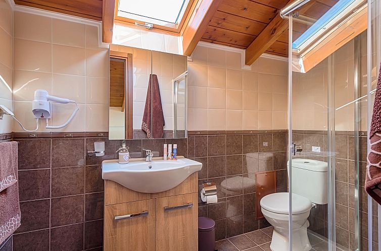 Vakantiehuis Villa Fay mit privatem Parkplatz in Lardos