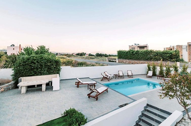 Vakantiehuis Wunderschöne Villa Infinity Blue