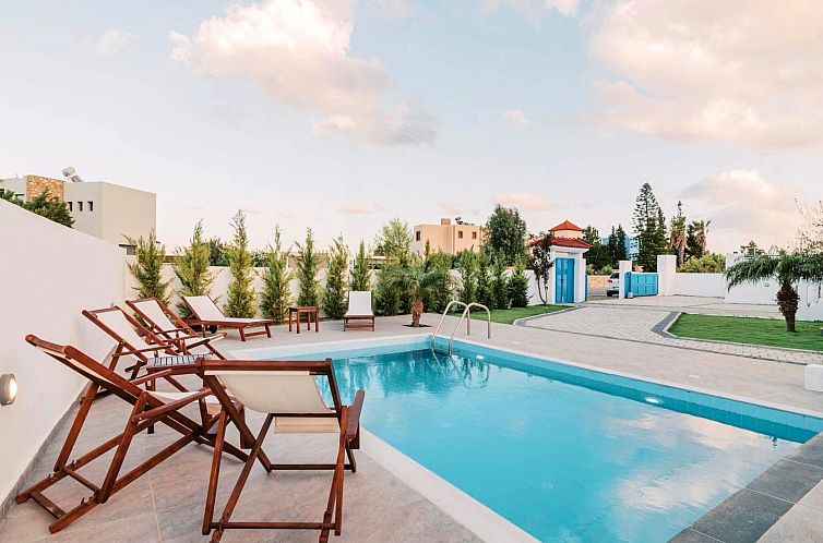 Vakantiehuis Wunderschöne Villa Infinity Blue