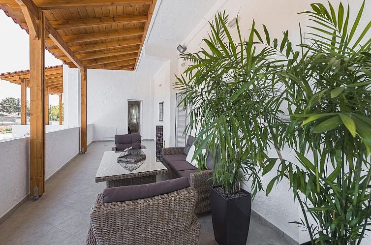 Vakantiehuis Villa "Despina" mit Garten, Grill und Terrasse