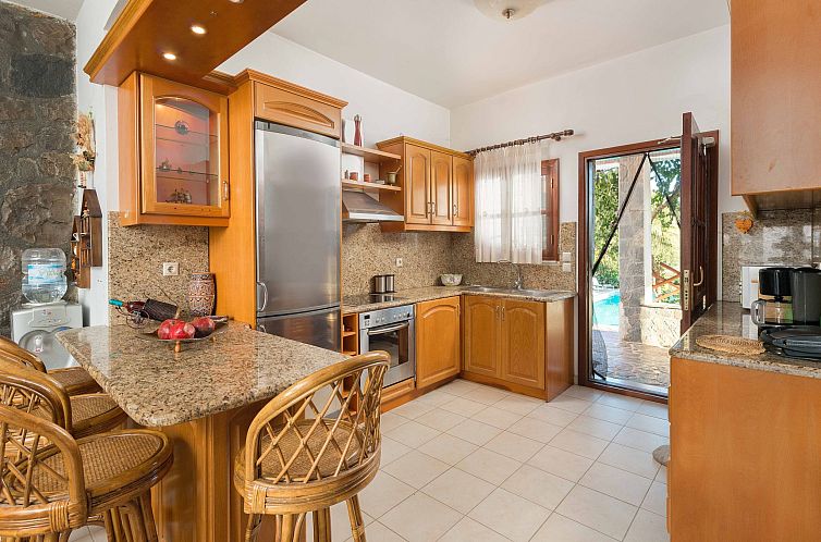 Vakantiehuis in Notia Rodos mit privatem Garten