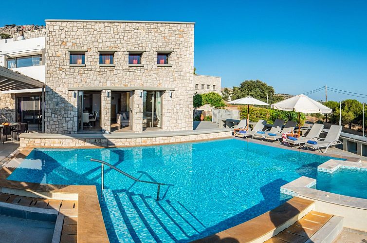 Vakantiehuis Villa CostaMare - Luxuriöse, neu gebaute Stein