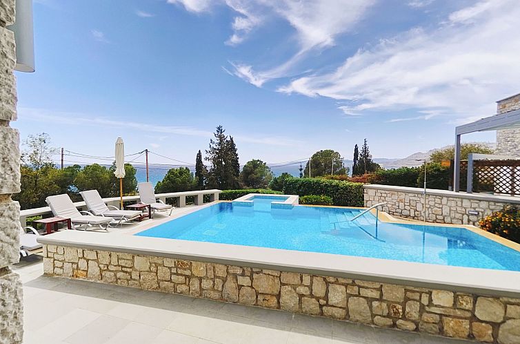 Vakantiehuis Villa CostaMare - Luxuriöse, neu gebaute Stein