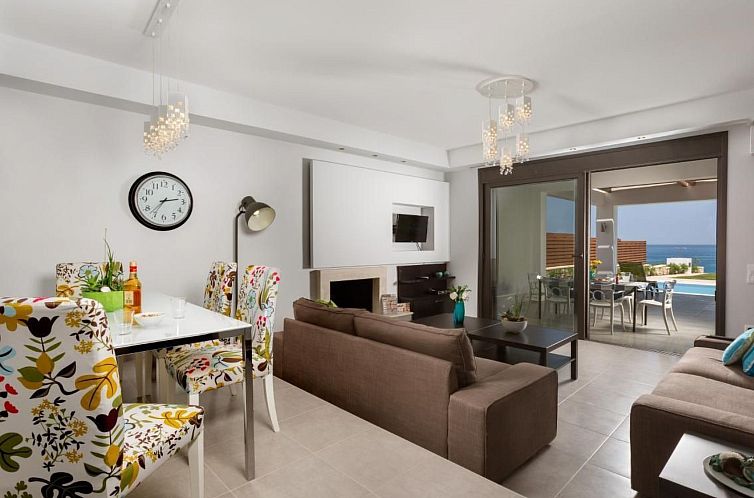 Vakantiehuis Villa am Strand mit privatem Pool