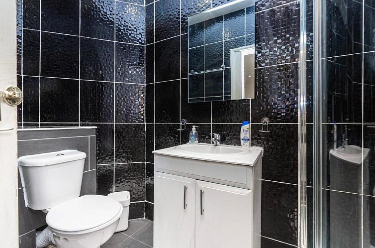Hyde Park Rooms & Apartments