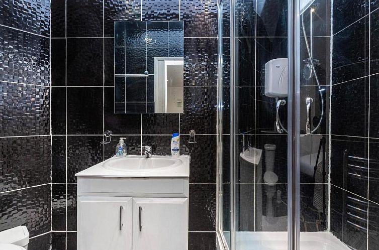 Hyde Park Rooms & Apartments