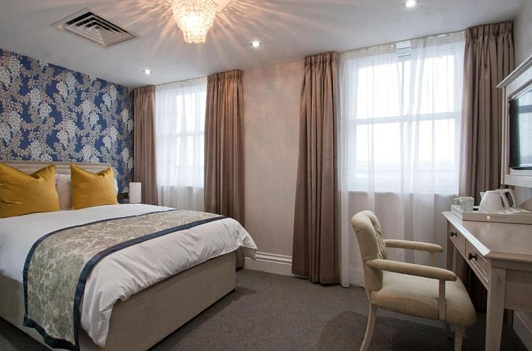 W12 Rooms