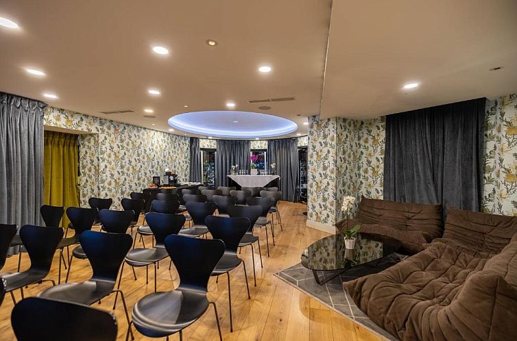 Hotel Xenia - Autograph Collection