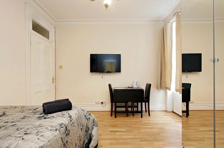 Hyde Park Serviced Rooms