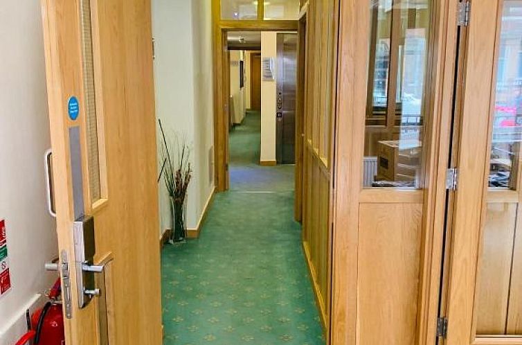Regency Hotel Parkside